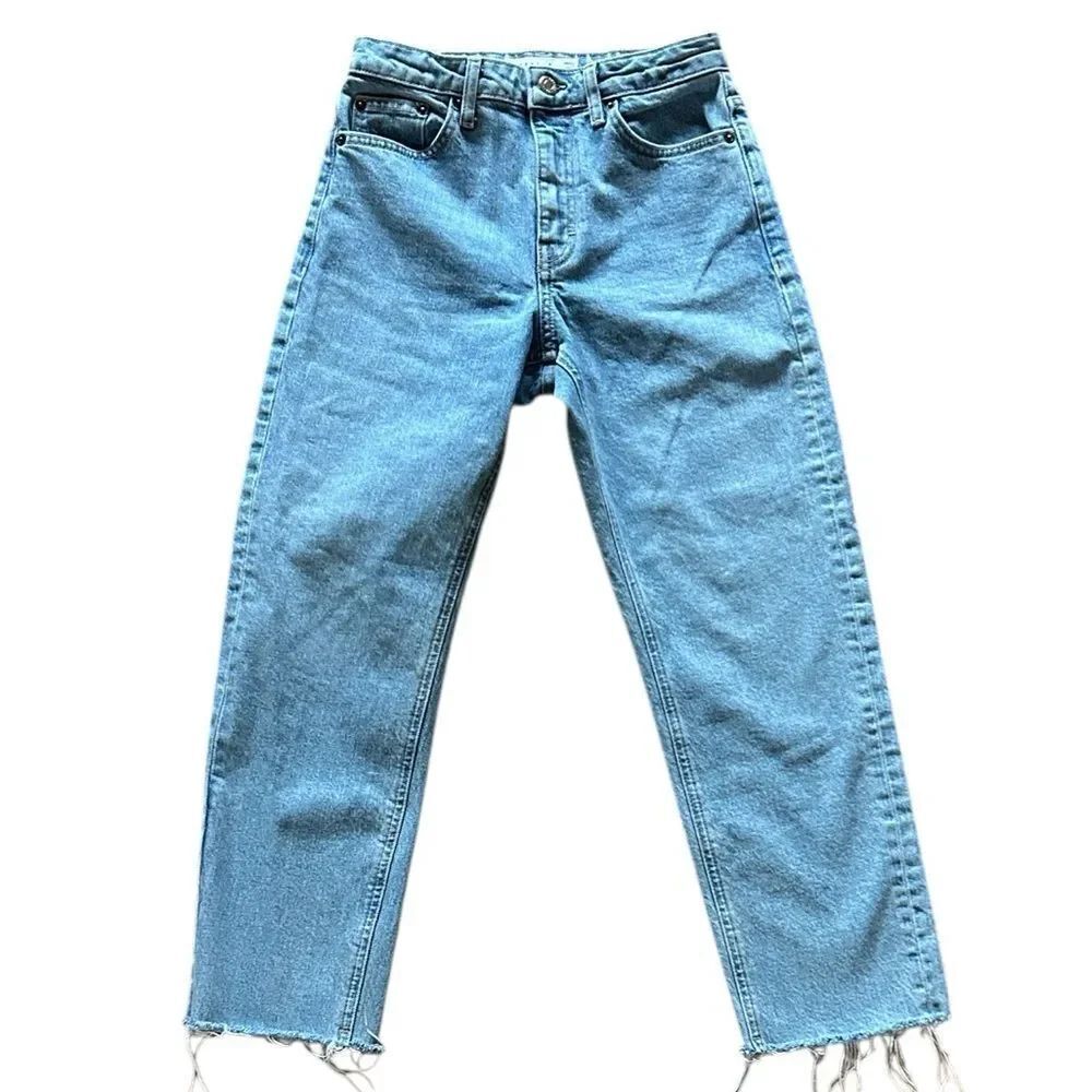 Topshop Light Blue Straight-Leg Capri Jeans